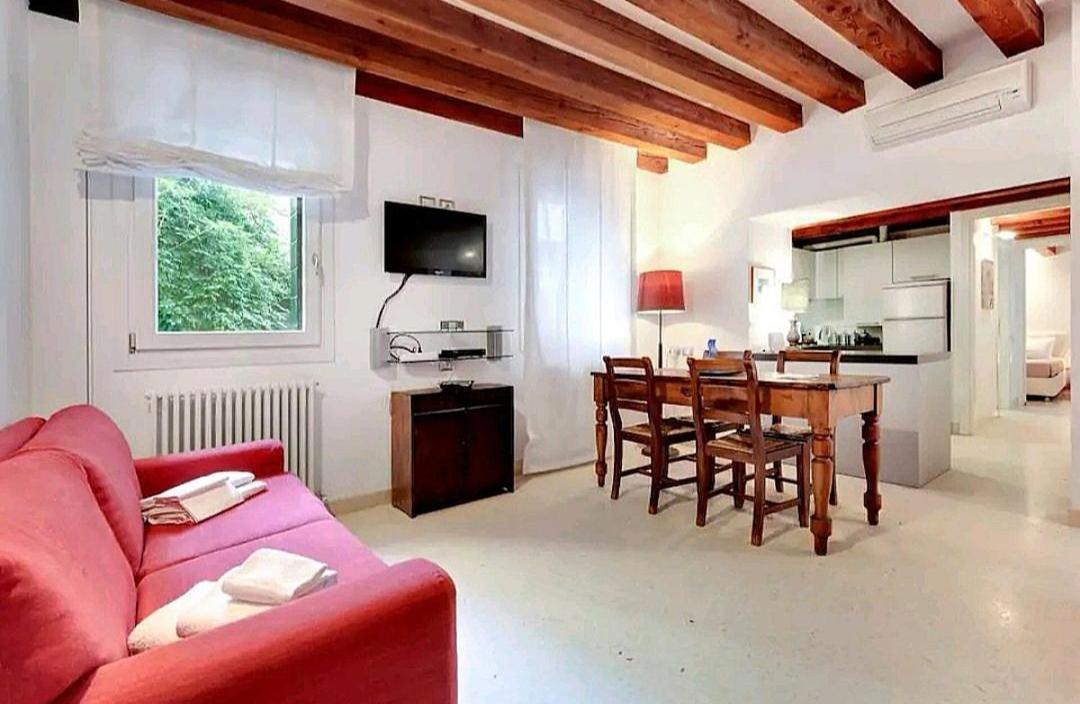 Pergola Apartment - Beautiful And Cozy Space On The Water Venice Exterior photo